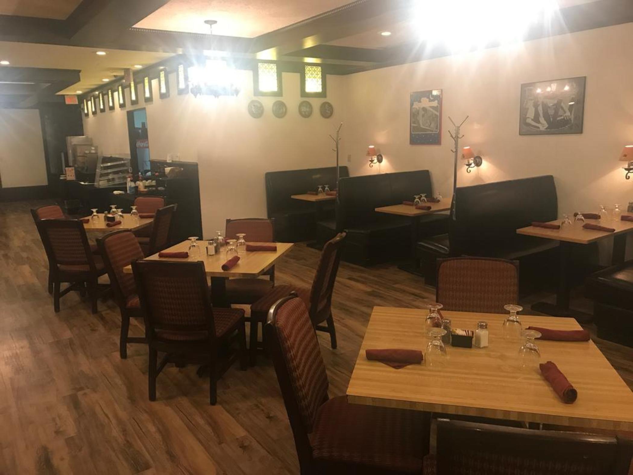 Ramada by Wyndham Albert Lea Bagian luar foto