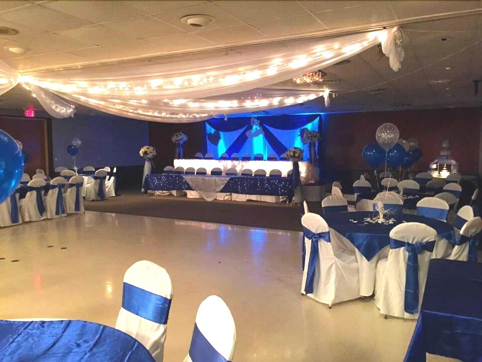 Ramada by Wyndham Albert Lea Bagian luar foto