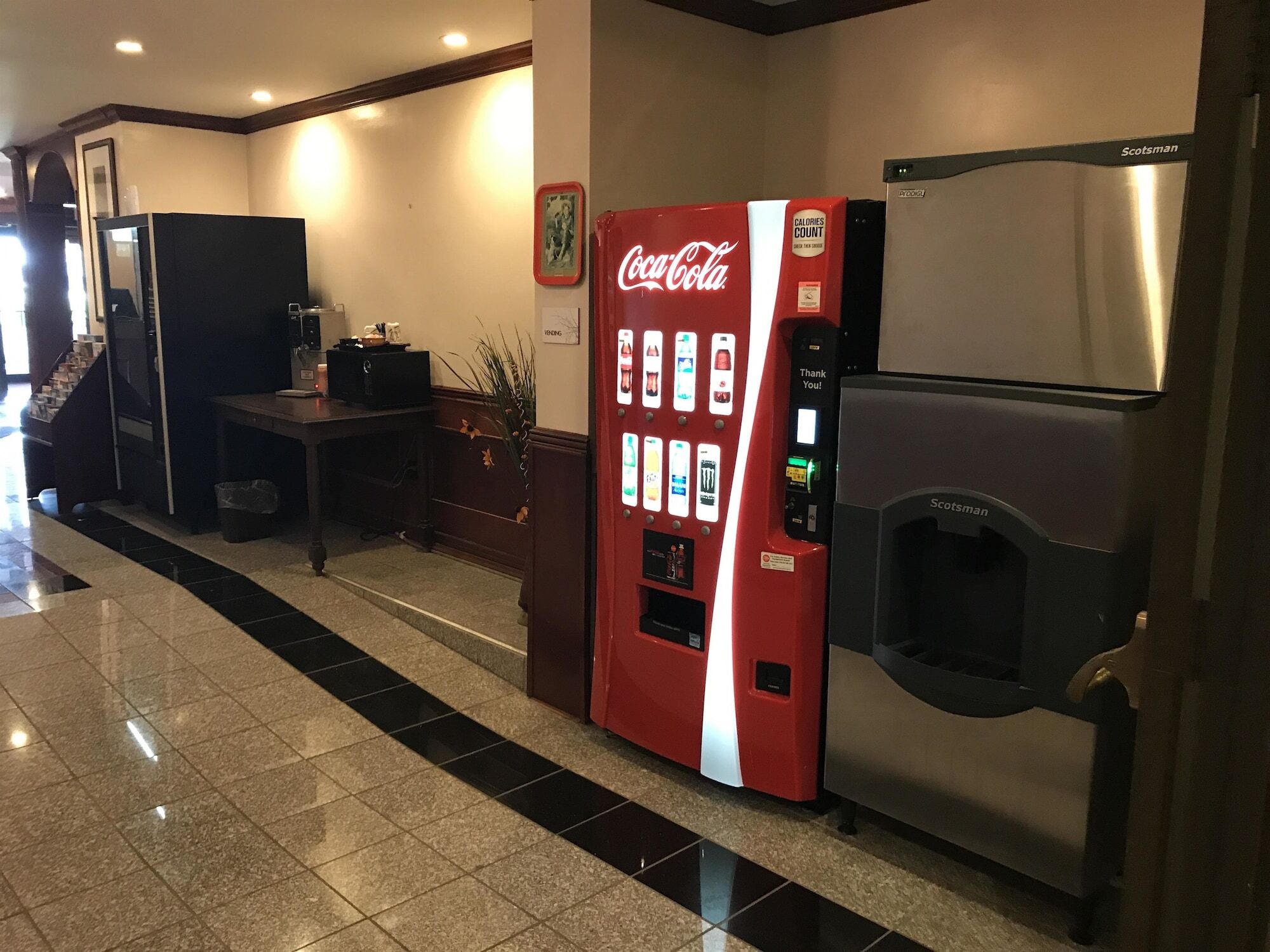 Ramada by Wyndham Albert Lea Bagian luar foto